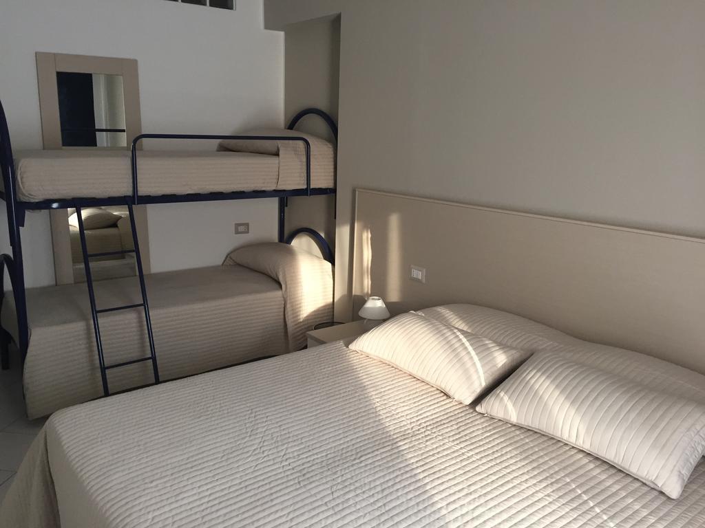 Appartamento 403 Messina Bilik gambar